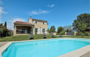 Amazing home in Aubignan with Outdoor swimming pool, WiFi and 4 Bedrooms